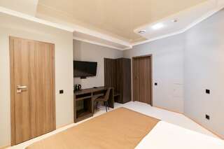 Отель Отель Classic Киев Бюджетный двухместный номер без окна с 1 кроватью или 2 отдельными кроватями-7